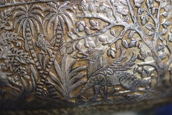 A late 19th/early 20th century Indian Lucknow silver bowl, 18.1 oz.